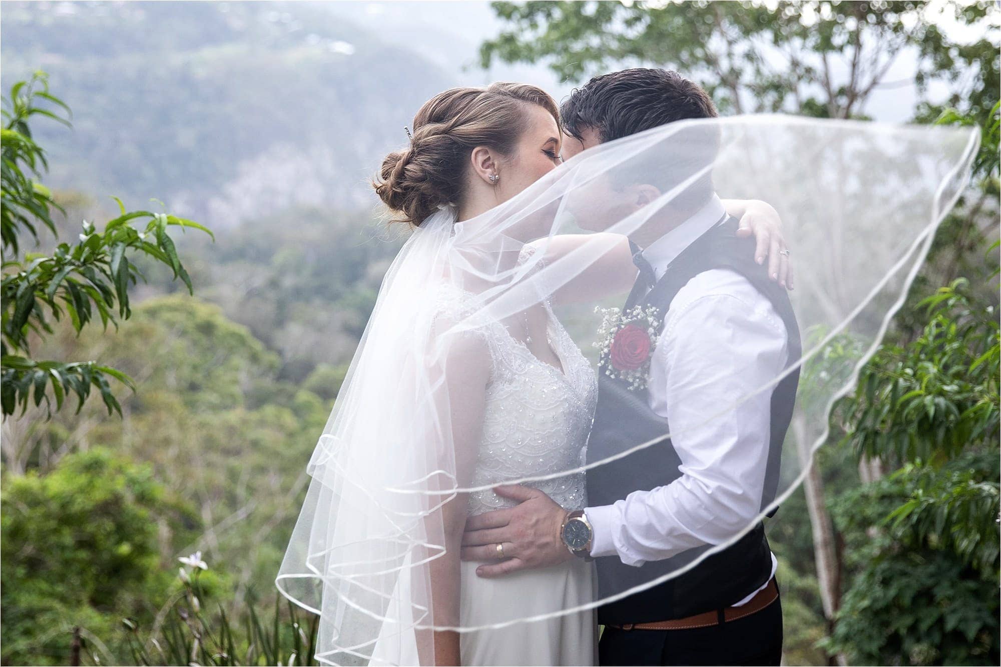 Mt Tamborine Wedding Photographer