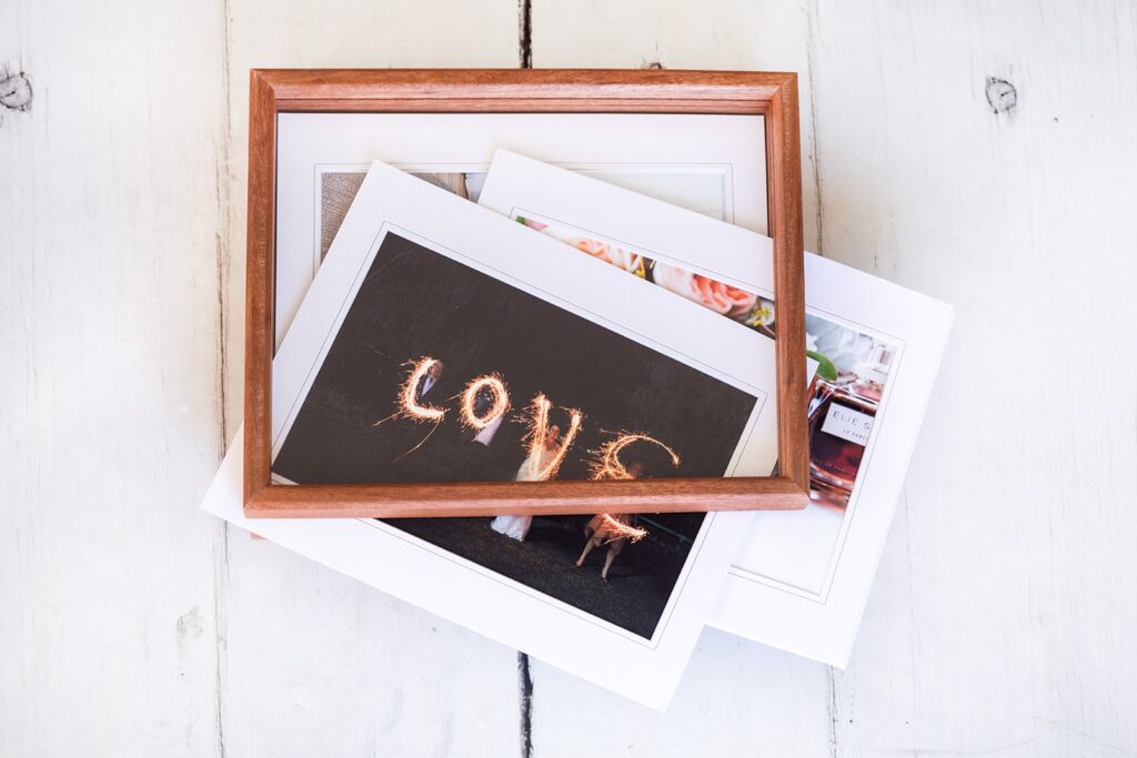 TImber Fine Art Print Box set perfect to display your wedding photos