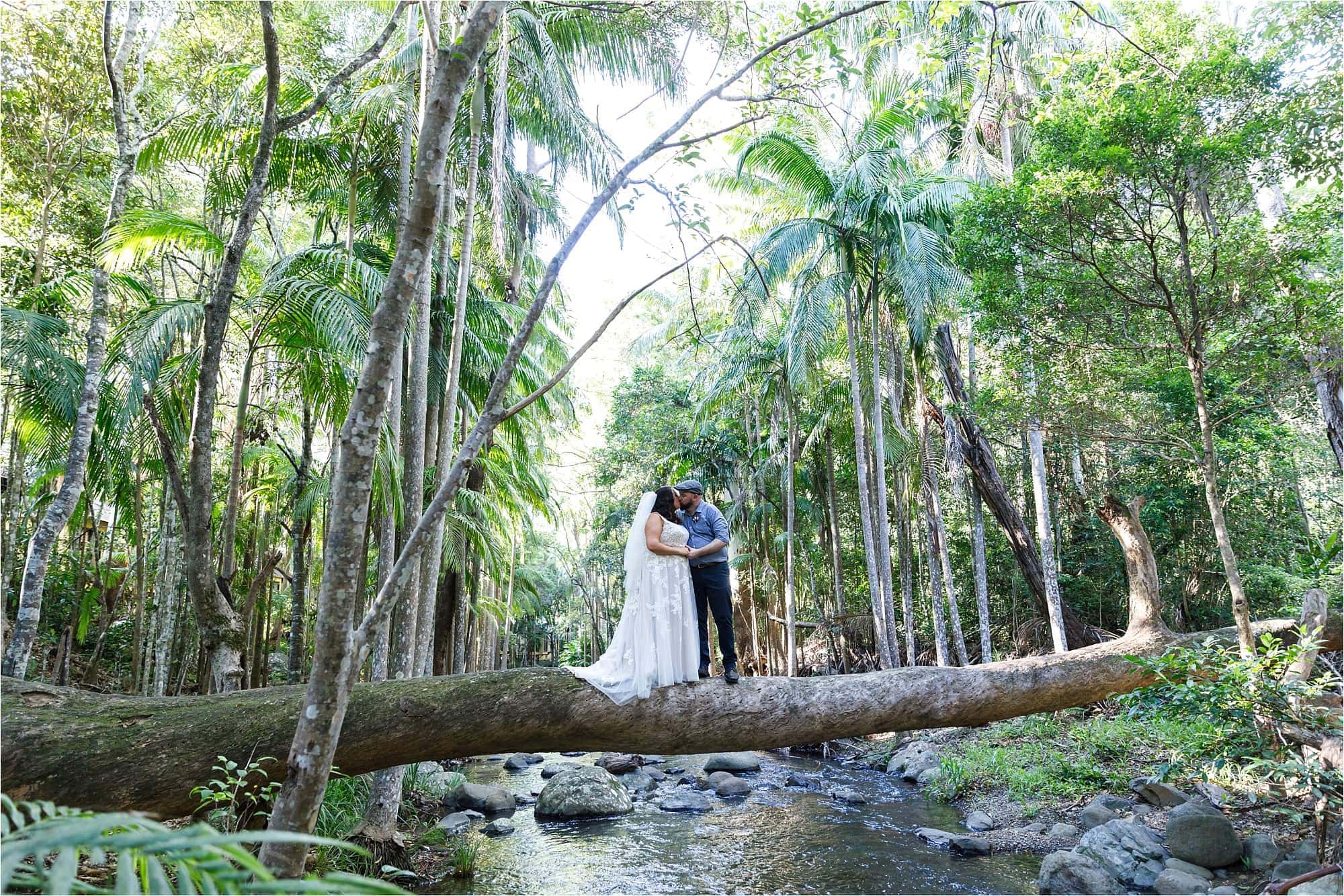 Cedar Creek Lodges Wedding Photography by Mooi Photography.