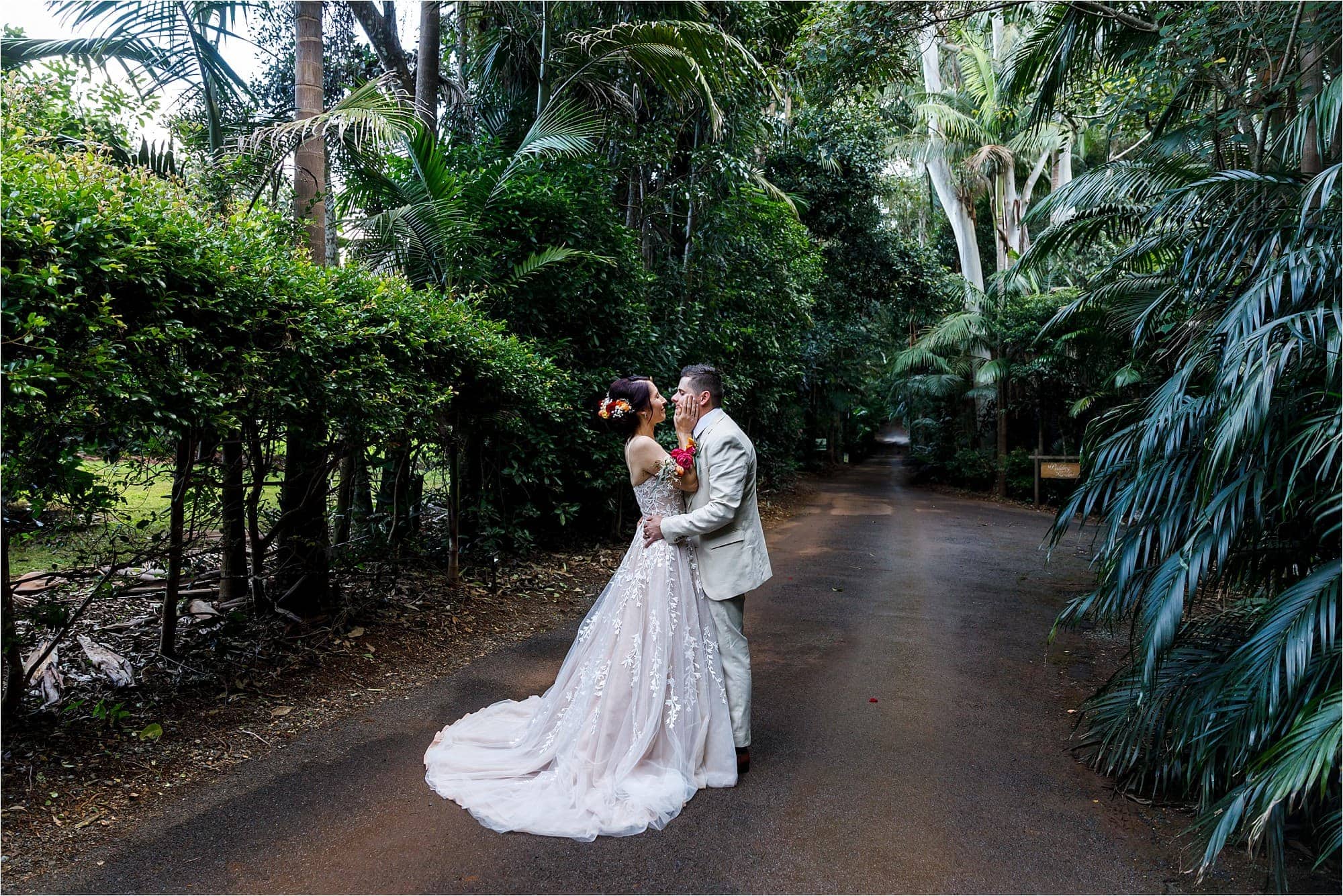 Gold Coast wedding photographer at tamborine mountain weddings