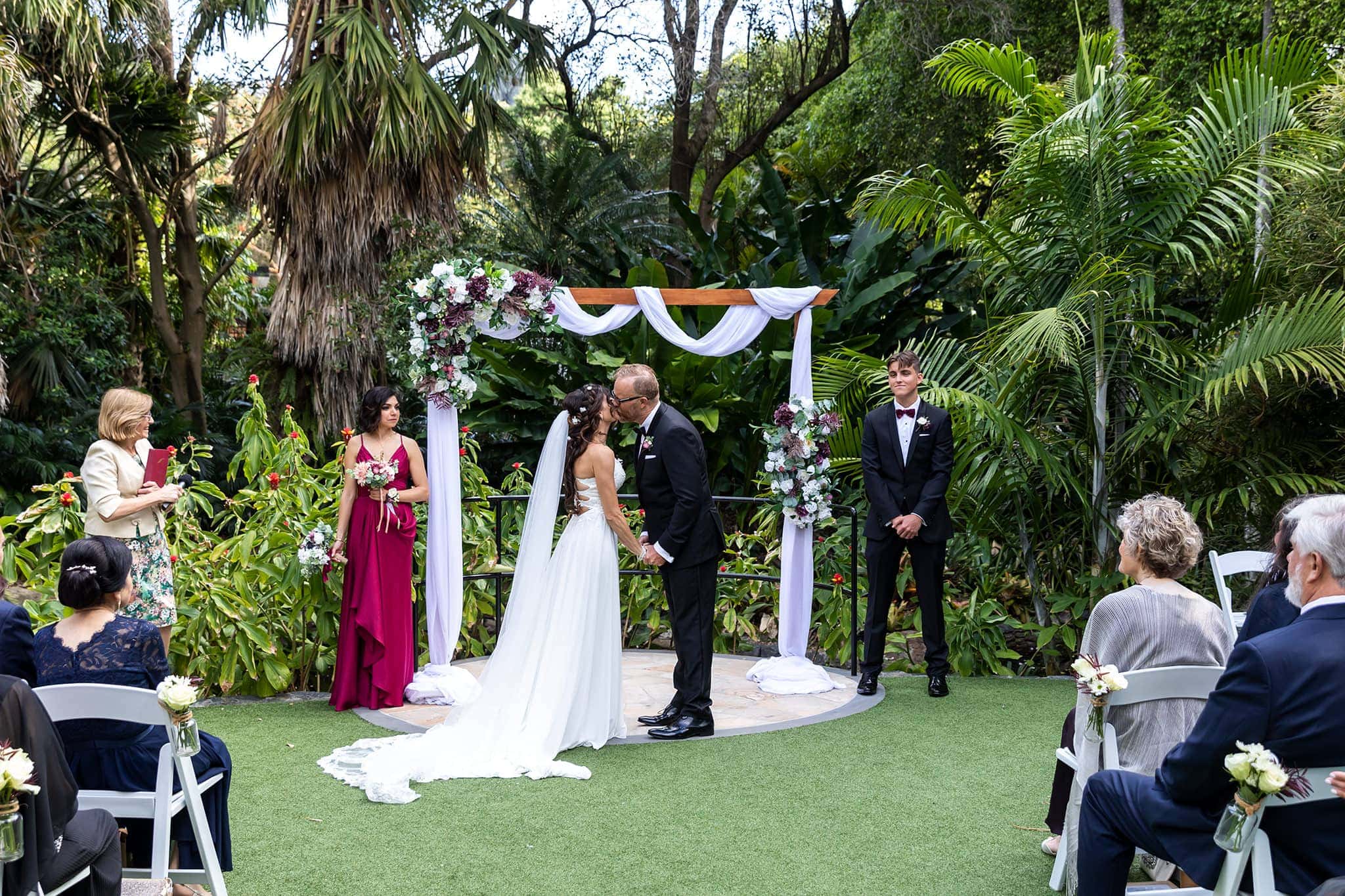 Wedding Ceremony Mt Cootha Botanic Gardens Bec Pattinson Photography