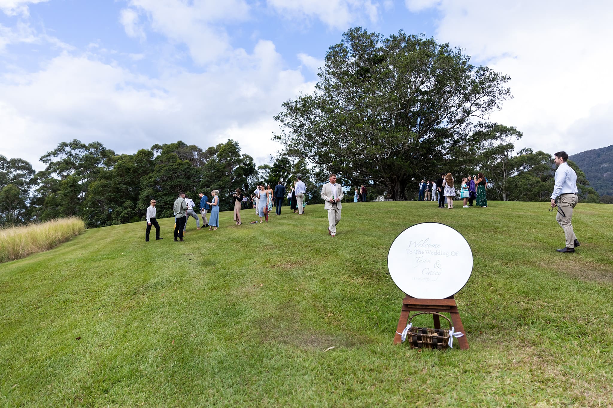 Wedding photography at Midginbil Eco Resort by Mooi Photography.