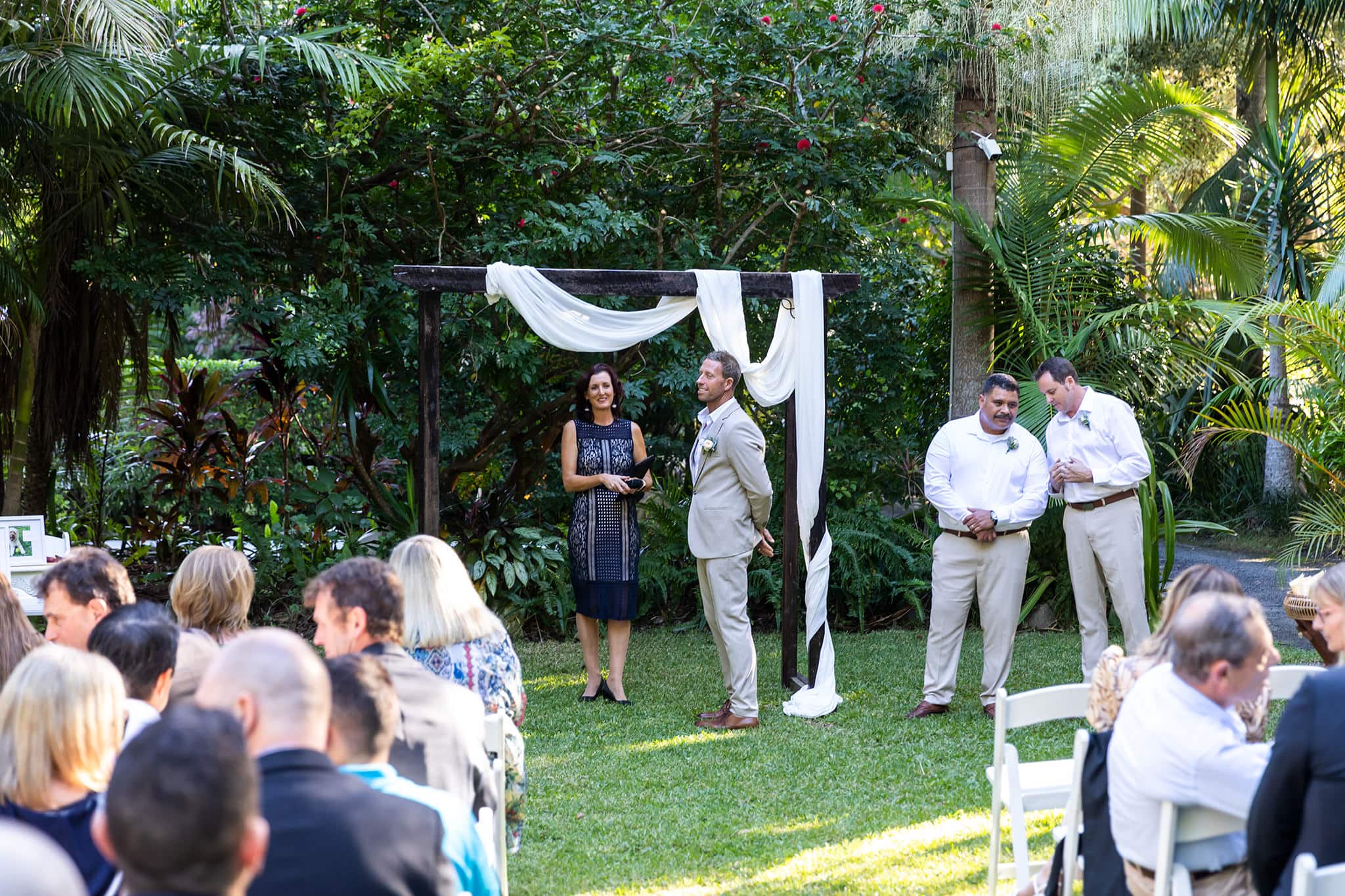 Sol Gardens Currumbin Valley wedding ceremony by Mooi Photography.