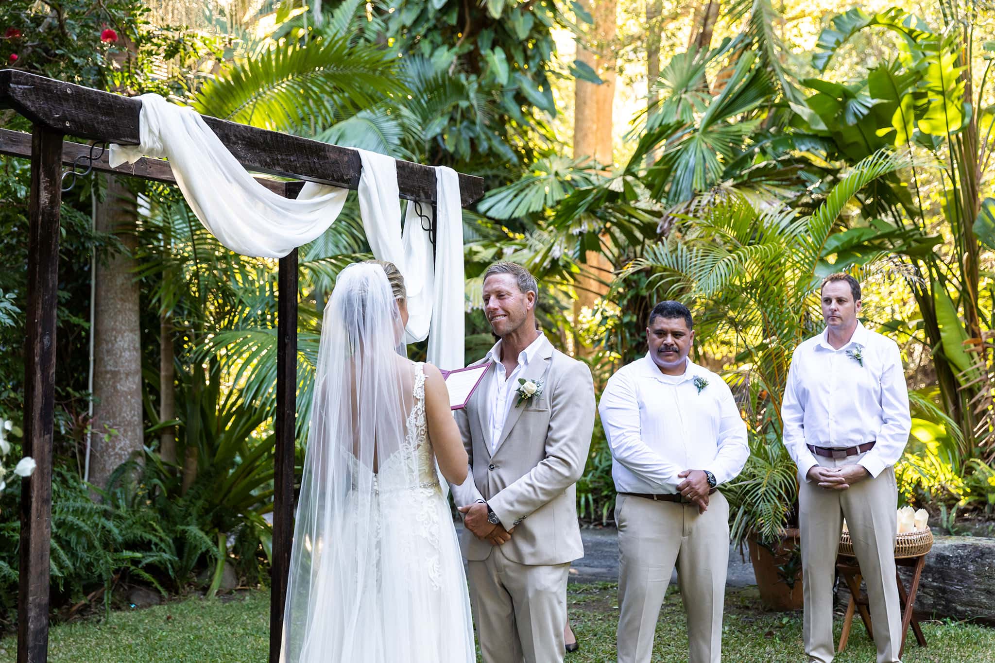 Sol Gardens Currumbin Valley wedding ceremony by Mooi Photography.