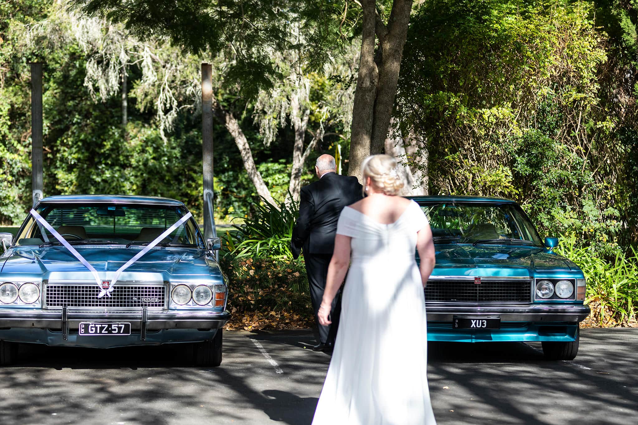 Wedding bridal first look before the ceremony, at The Secret Garden Estate, Tamborine Mountain.