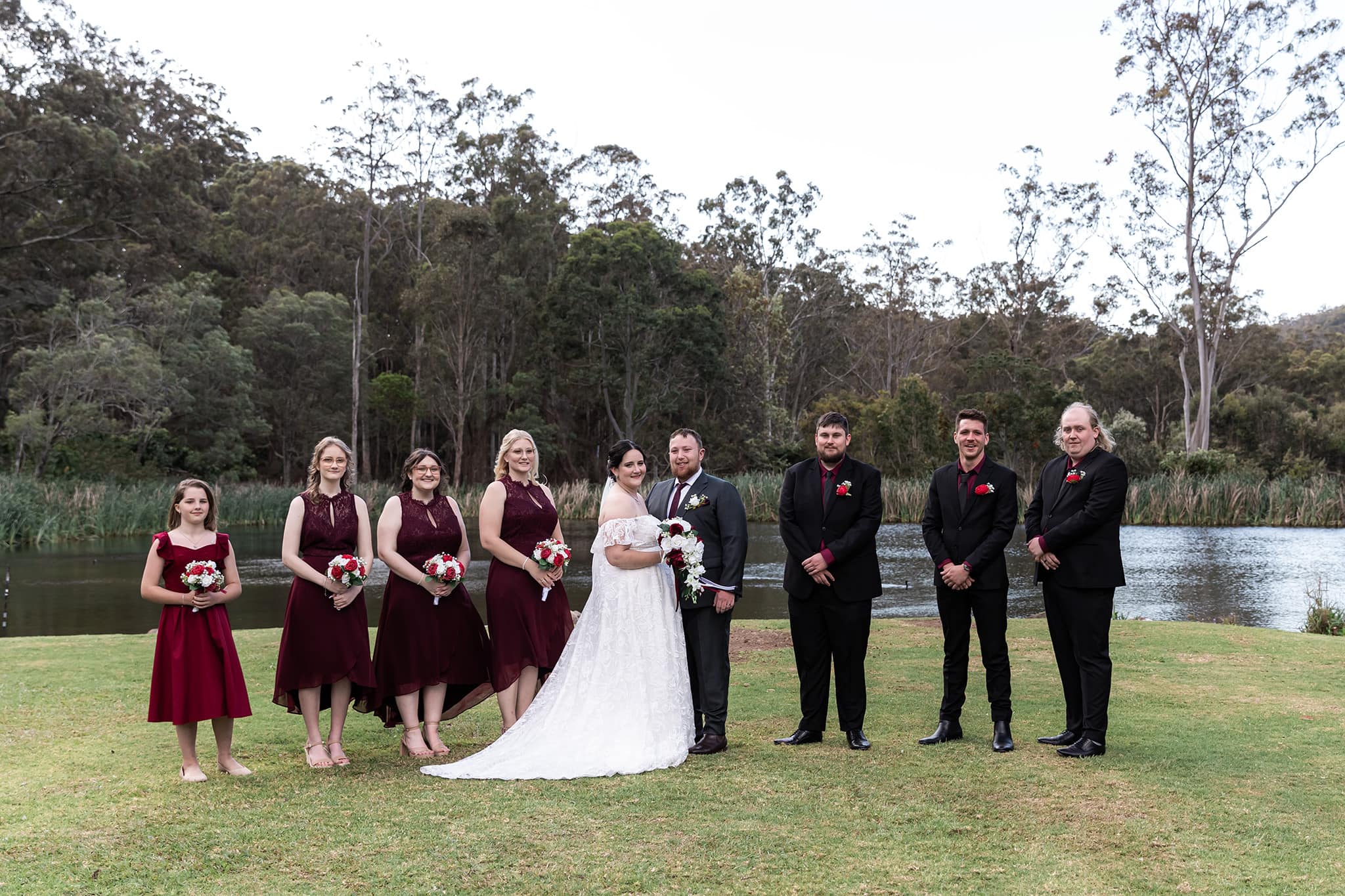 Wedding ceremony at Cedar Creek Lodges, Tamborine Mountain by Mooi photography.