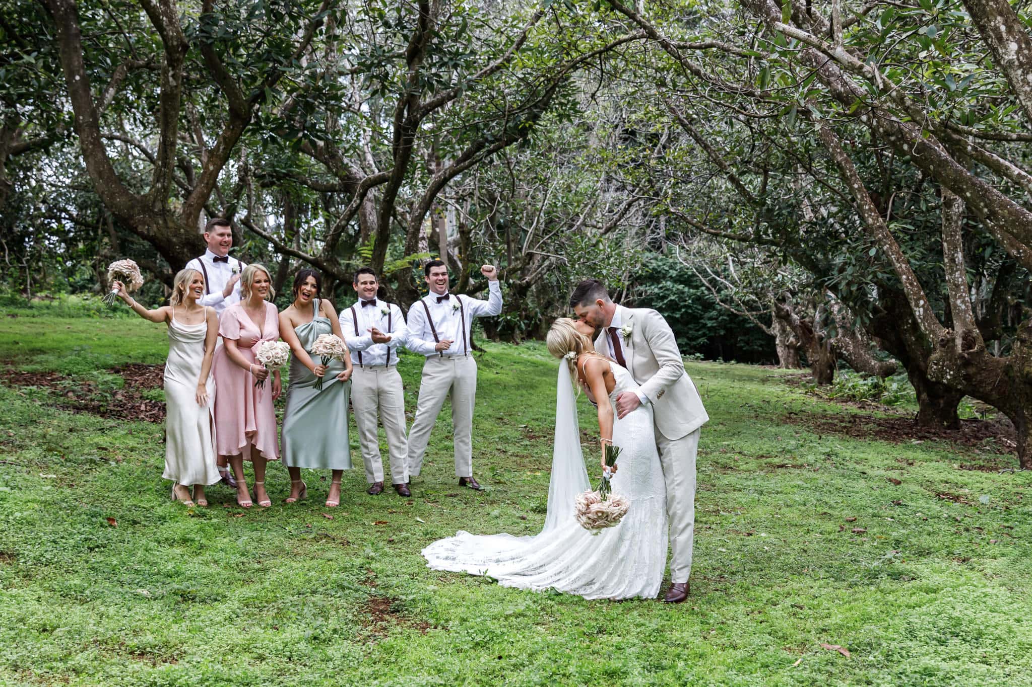 Wedding party photos at Pethers Rainforest Retreat by Mooi Photography.