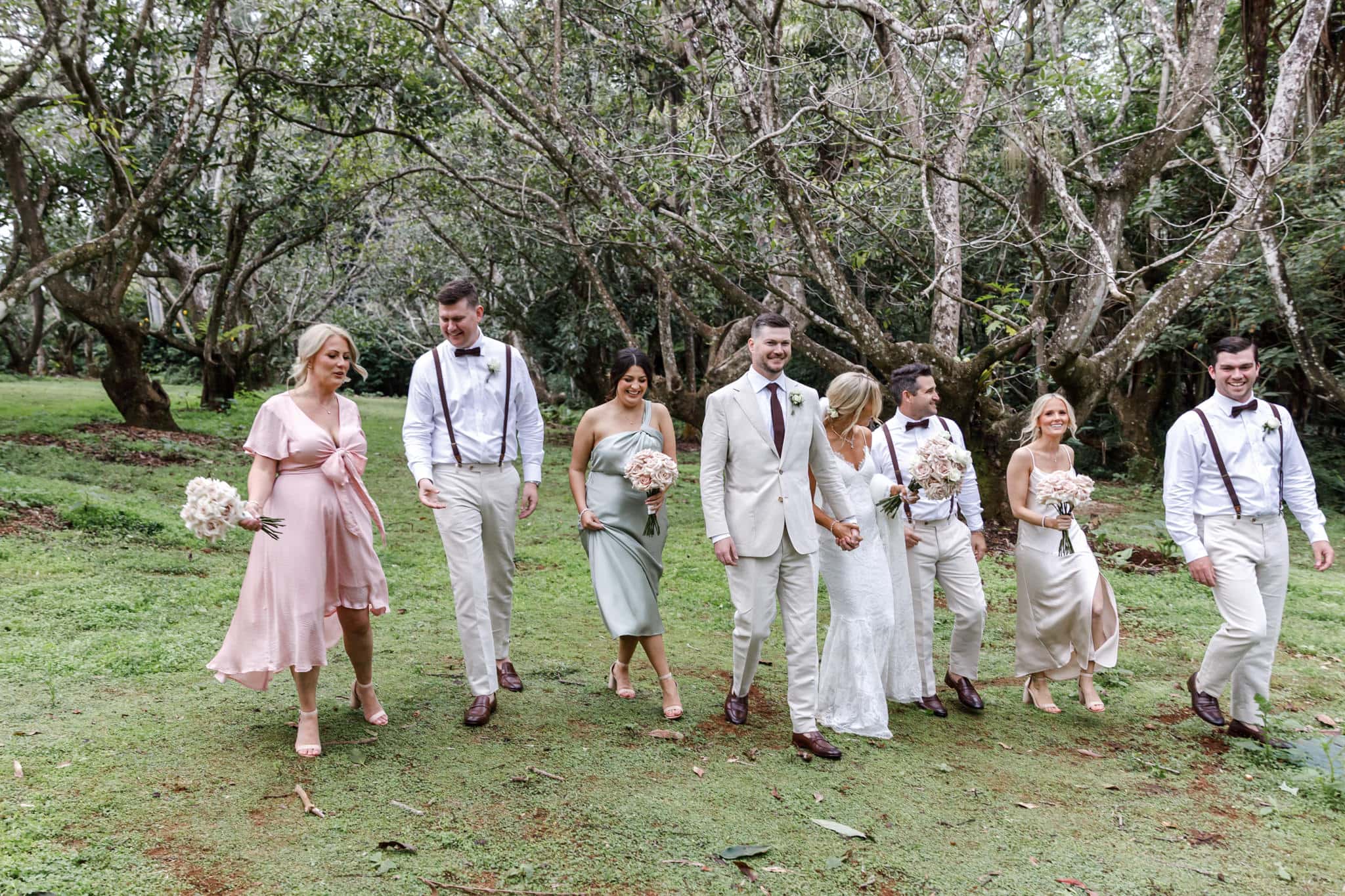 Wedding party photos at Pethers Rainforest Retreat by Mooi Photography.